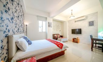Shanghai Time B & B