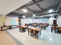 Zhangjiakou Qishan Hotel