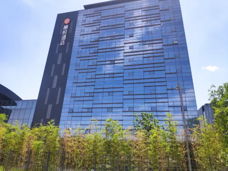 Youai meiqiyue Hotel Отели рядом с достопримечательностью «Henan Institute of Water Conservancy and Environment (Airport Campus)»