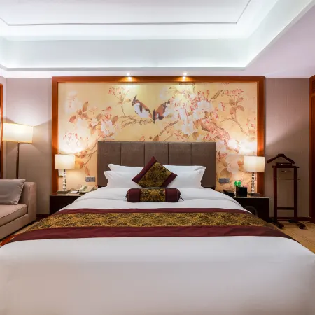 Yihao International Hotel Отели рядом с достопримечательностью «Железнодорожная станция Чанпин»