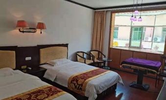 Ningshan Qinyu Farm Hotel