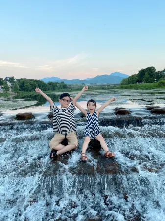 Anji Yitian Yishu Hotel Отели рядом с достопримечательностью «guo ji zhu yi shang mao cheng»