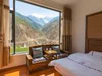 Countryside Homestays in Taoyuan Yinlu Hotels near Meili Snow Mountain Lookout