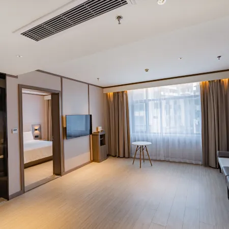 HanTing Hotel (Pengze Caifu Central Square)