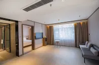 HanTing Hotel (Pengze Caifu Central Square) Hotels in Pengze