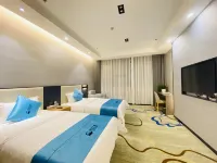 Wugong Mountain Sky City Flying Resort Hotel