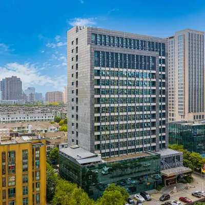 Oriental Pearl Rezen Hotel Hotels near Changxing Railway Station