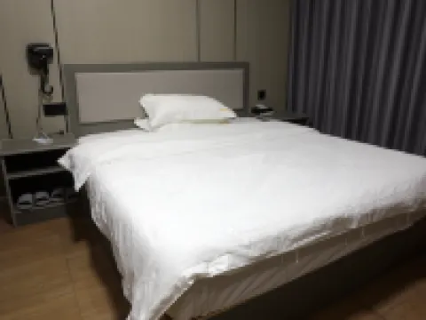 Xingan Constellation E-sports Hotel Hotels in Xingan