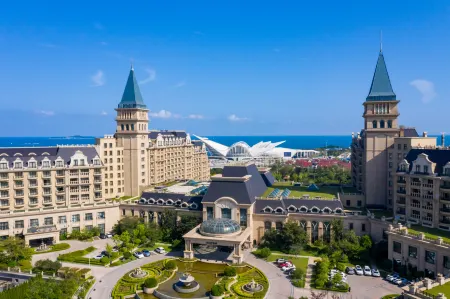 Hilton Qingdao Golden Beach Отели рядом с достопримечательностью «Xihai Art Gallery»