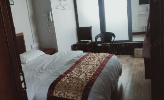 Dongkou Phoenix Hotel