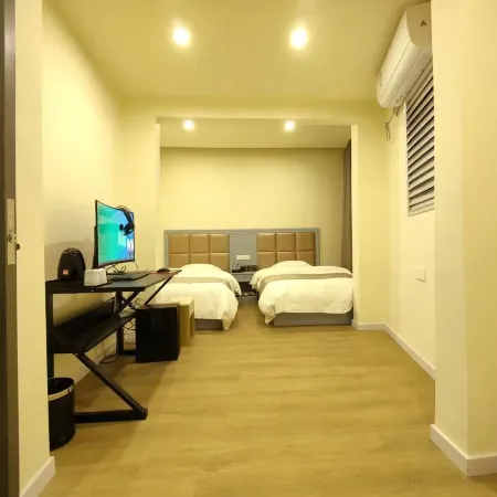 Youyang Jingyue Riverside Homestay (South Bus Station)