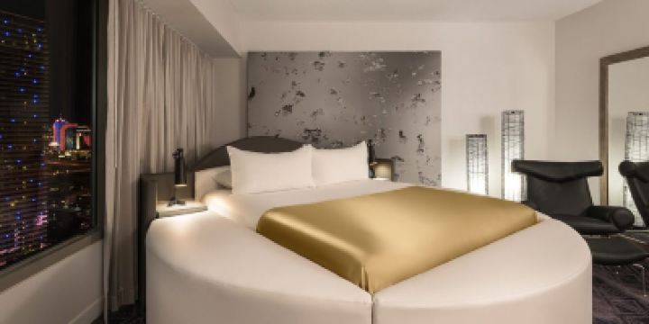 ウルトラパノラマキングサイズベッドスイート 禁煙 プラネット ハリウッド リゾート&カジノの写真