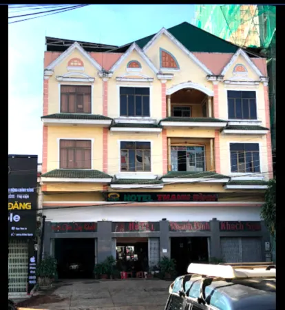 Thanh Binh Hotel Pleiku Отели в г. P. Dien Hong