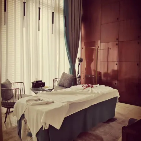 Lotus Villa Hotel