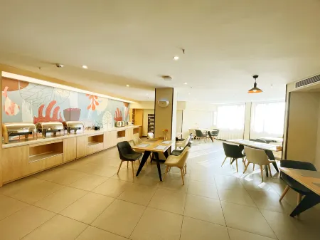 HanTing Hotel (Baotou Minzu East Road) Отели рядом с достопримечательностью «Inner Mongolia University of Science & Technology»