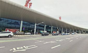 Junlai Hotel (Zhengzhou Xinzheng International Airport)