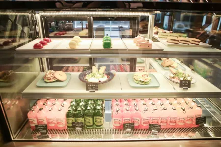 UrCove by HYATT Beijing International Exhibition Center Отели рядом с достопримечательностью «China University of Mining and Technology Graduate School»