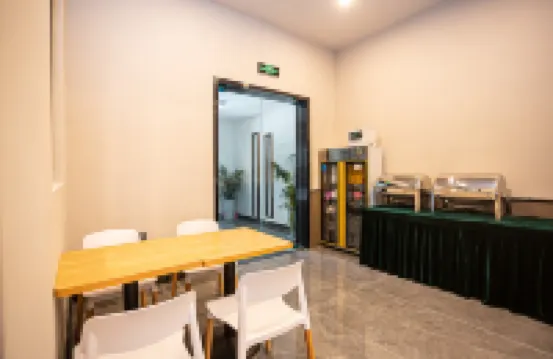 三台希岄裏Home酒店