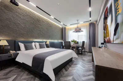 Wuishan E-sports Hotel (Pedestrian Street store of Yueyang Railway Station) Hotels near Yueyang Baling Station