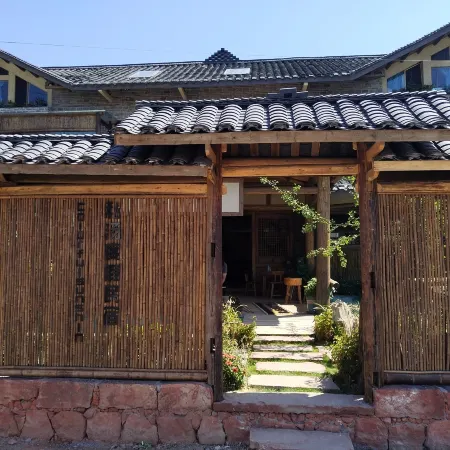 Shunan Zhuhai Colorfulsunshin Private Tang Holiday Homestay