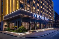 Orange Hotel (Dalian Railway Station) Hotell i Xigang District