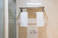 德清英才商務賓館（德清西站店） - 2 星級