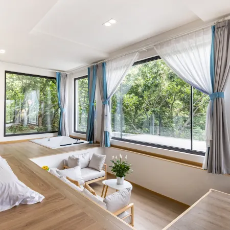 Shiyue Shanman Garden Hot Spring Resort Hotel Отели рядом с достопримечательностью «Великая Китайская Стена (Ма Тьян Ю)»