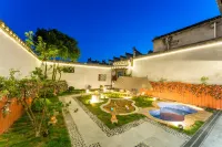 Hongcun Boyue Fanhua Designer Art Resort Art Homestay