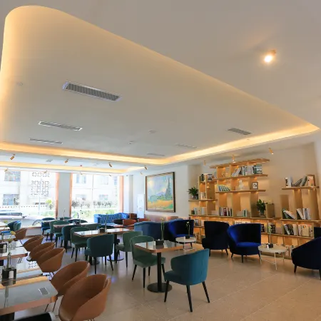 LANOU Hotel (Lhasa Potala Palace)
