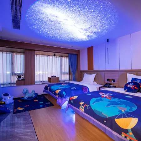 Zhipu Hotel (Zhengzhou Zhongmu Intercity High-Speed Rail Green Expo Park Station)