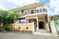Penginapan Griya One Family Hotel di Pedurungan