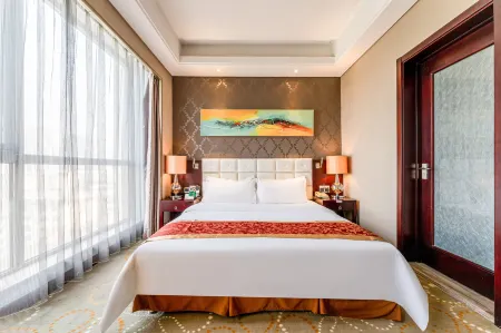 Yin Sheng International Hotel Отели рядом с достопримечательностью «Heze University North Campus»