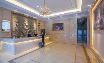 Vienna Hotel (Wuhan Central China Normal University, Huquan Metro Station)