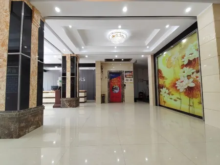 Junyi Chain Hotel (Anqing Tongcheng Haifeng Road) Отели рядом с достопримечательностью «Liuchi Alley»