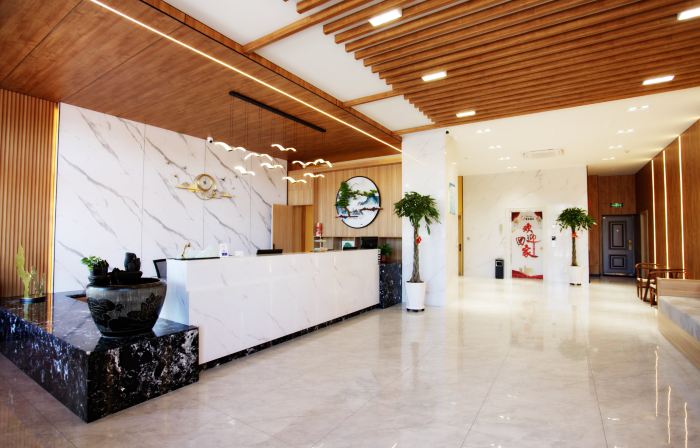 ORANGE HOTEL