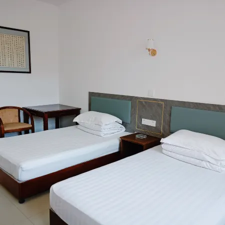 Yanling Puxing Guest House