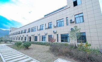 Leji Hotel, Liandu District, Lishui City