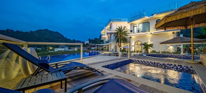 Lanyue Xingyu · Pinyue Butterfly Valley · Floral Boutique Stay Hotels in Shaoguan