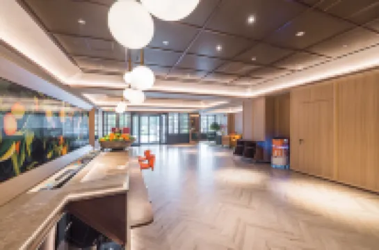 Orange Hotel (Langfang Citizen Service Center)