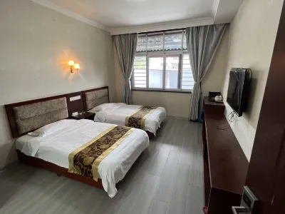 Yuxian Huali Theme Hotel Hotels near Langqiao Passenger Transport Terminal