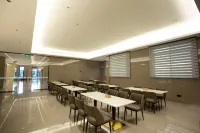 완시지 호텔 (차오산 고속철도역 차오산 국제공항 지점) - 주차장