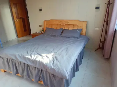 Pingtan Haishan View B&B Hotels near Blue Tears Viewing Point (Along the Coast of 68 Town Monkey Research Island)