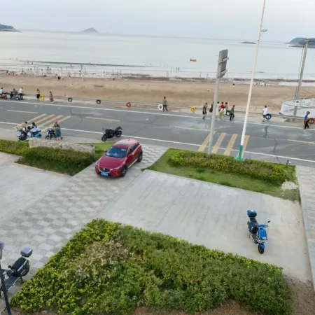 Sunshine Salon · Xiguang Crescent | Daowan Manju Scenic Apartment (Qushan Island)