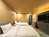 四海唯家（珠峰小鎮店） - 2 星級