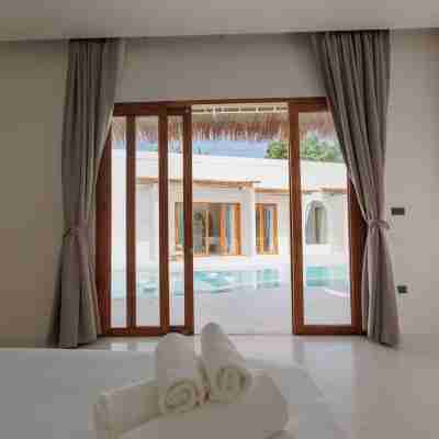 Stylish 8BR Bohemian Private Pool Villa - VVP38.2 Rooms