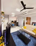 KLIA Sepang Alanis Comfort One Bed Room Unit Hotels in Sepang