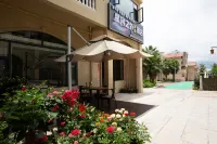 Galaxy Beyond Smart Hotel (China Sky Eye Science Base Branch) Hotels in 