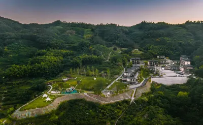 藍宿雲隱酒店 鄰近桃花塢稻草文化園的酒店