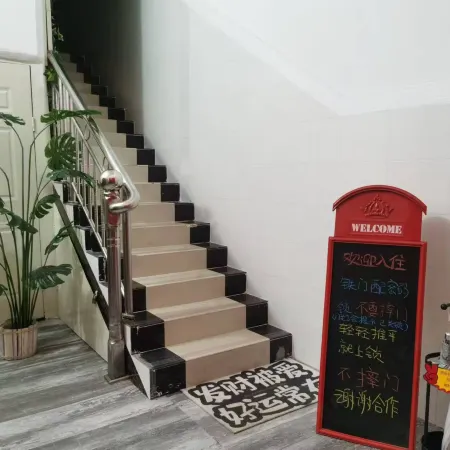 Hechi Yizhou Yimi Sunshine Homestay