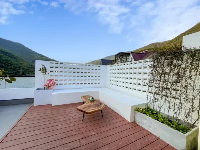 No. 73, Xiwuli · Moganshan French Light Luxury Courtyard Family-friendly Boutique Accommodation